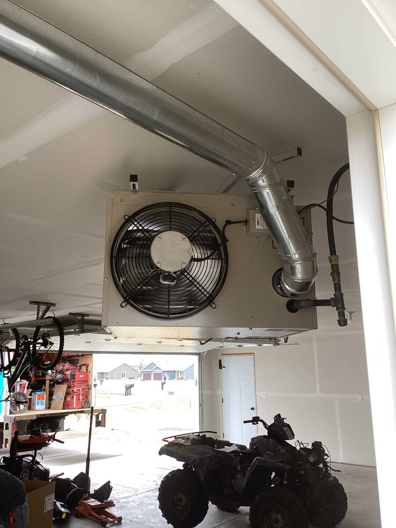 Includes:
-Gas Line and Fittings
-Gas Manifold
-Vent Kit
-Honeywell Digital Programmable Thermostat
-Installation