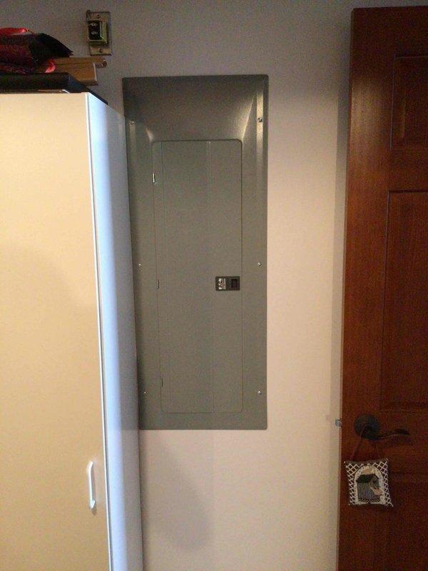 Replaced malfunctioning thermostat that was causing furnace to run continuously, resulting in indoor temperatures exceeding 100°F despite 60°F setpoint. Installed new T4 thermostat, configured to customer's preferred 62°F setting, and initiated cooling measures including activating fan mode and ceiling fans to reduce excessive heat.