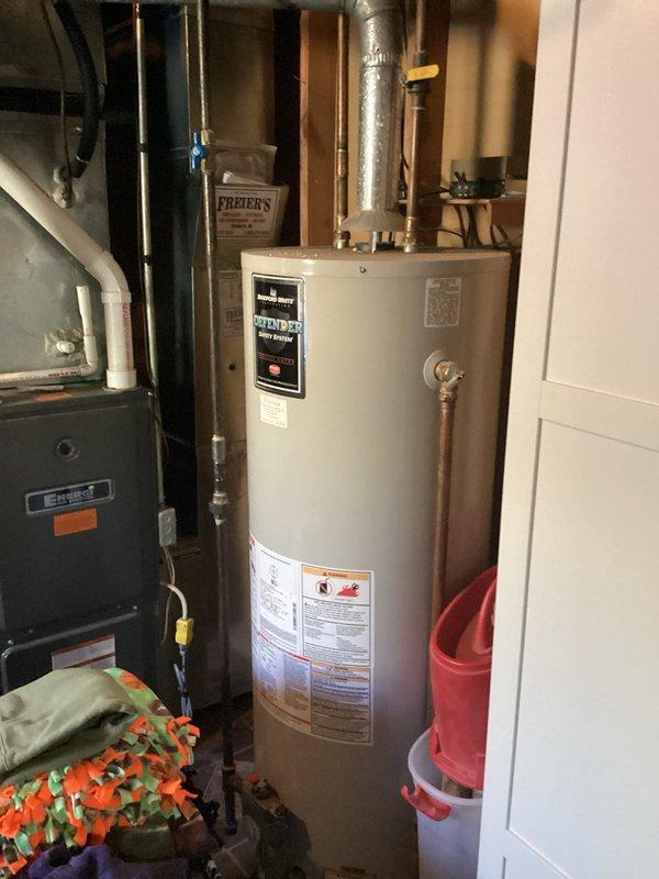 Responded to service call for leaking exterior hose bibb causing ice formation along foundation despite closed interior valve. Diagnosed faulty hose bibb as source of the leak. Replaced defective hose bibb to eliminate water leakage and prevent further ice accumulation and potential foundation damage.